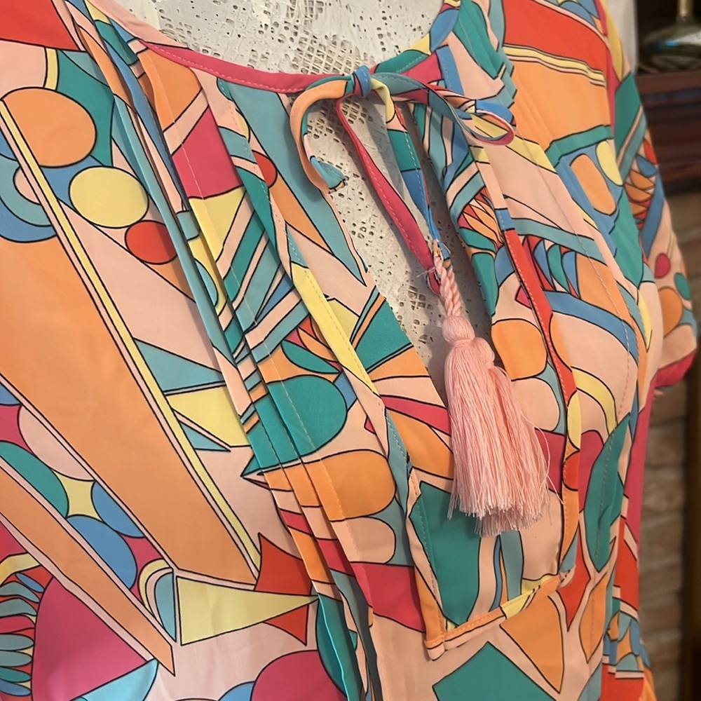 Short Sleeve Pink Abstract Geometric Print Tassel Tie Flared Dress! - Picture 3 of 5